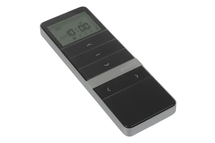 pilot-magnetic-deluxe-5-kanalowy-z-zegarem-czarny-2.png