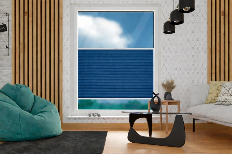 roleta-plisowana-zaciemniajaca-termoizolacyjna-granatowy-ad408-plaster-miodu-premium